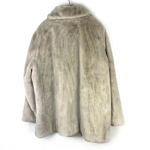 H&M Faux Fur Sable Beige Coat size XL - Picture 4 of 6